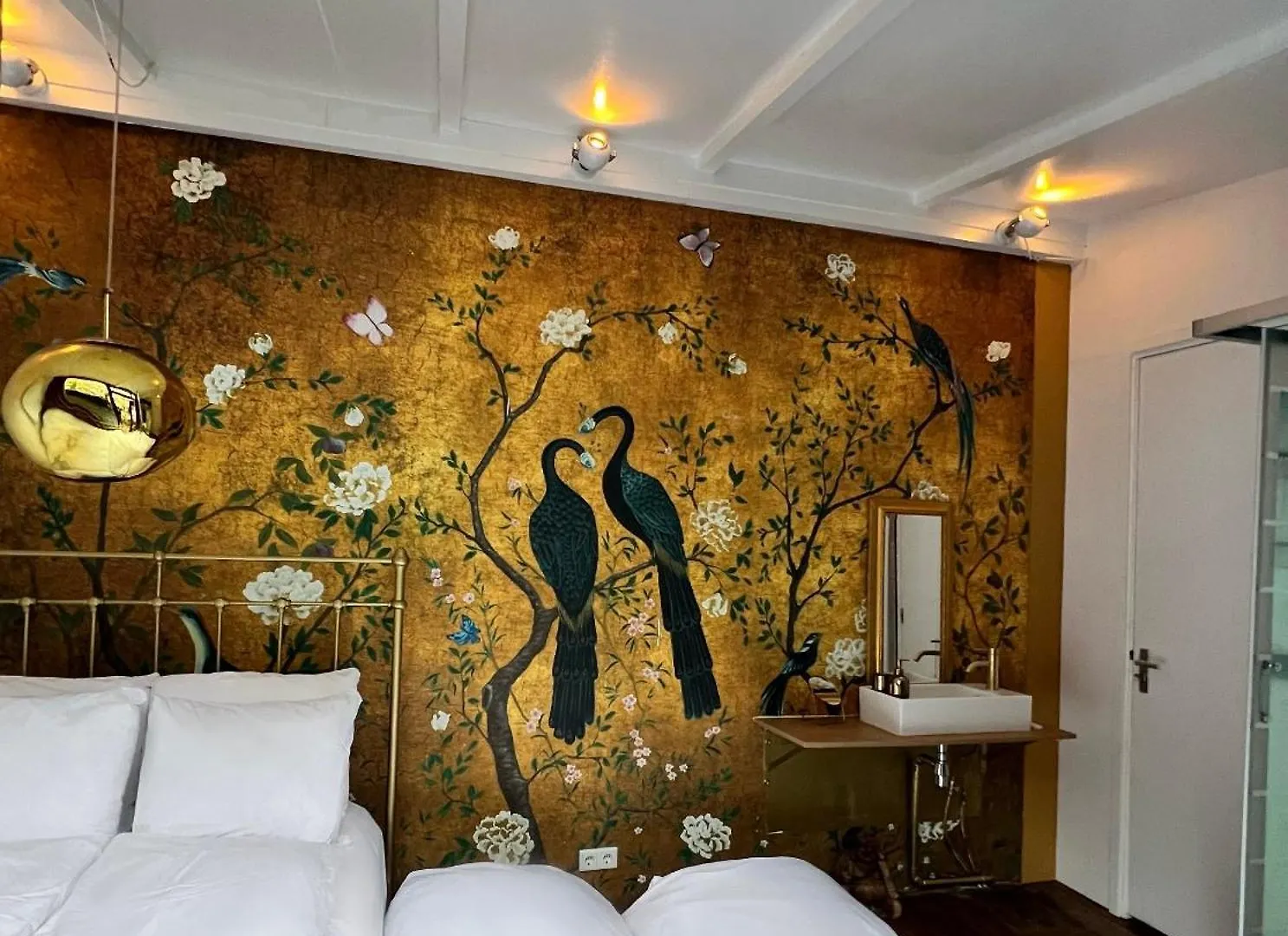 Beautiful Apartment With Asian Style Bedroom Near Rai & Center アムステルダム 0*,  オランダ